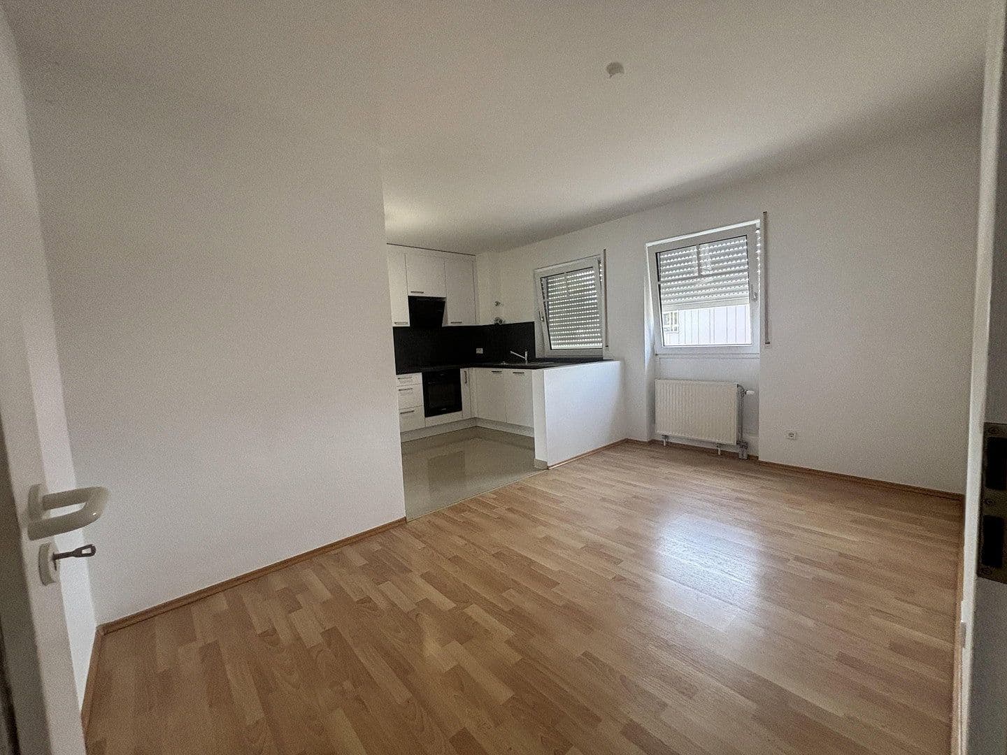 Prenájom bytu 4-izbový 129 m², Leopoldring 13 u. 13/1, Rastatt, Bádensko-Wurttembersko Prenájom bytu 4-izbový 129 m², Leopoldring 13 u. 13/1, Rastatt, Bádensko-Wurttembersko