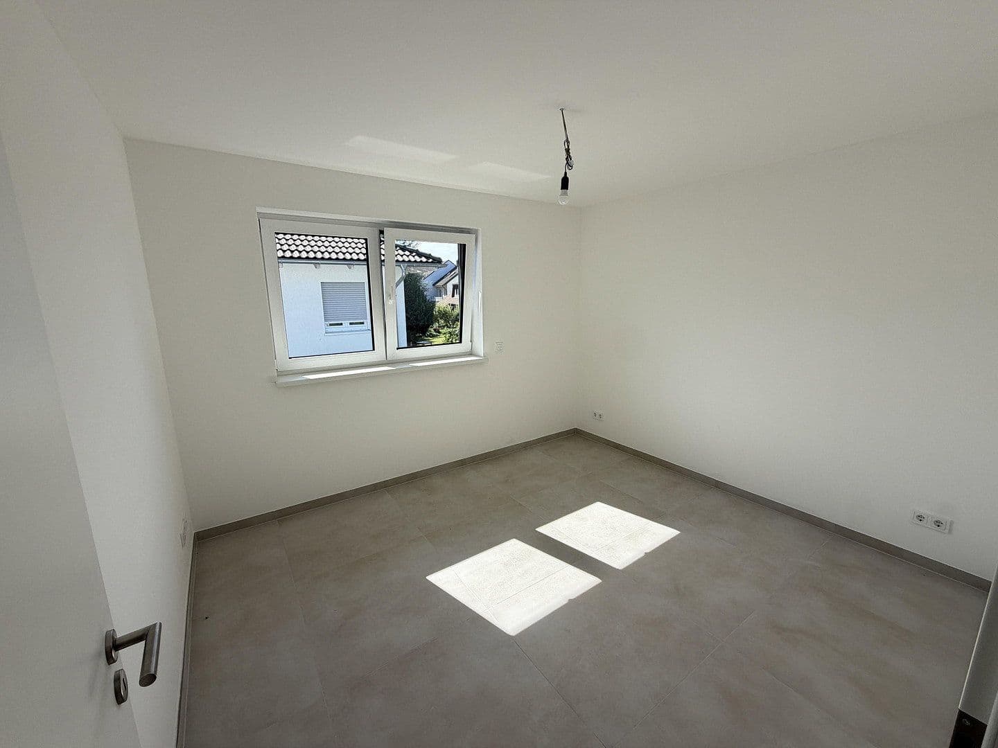 Prenájom bytu 3-izbový 79 m², Hanau, Hesensko Prenájom bytu 3-izbový 79 m², Hanau, Hesensko