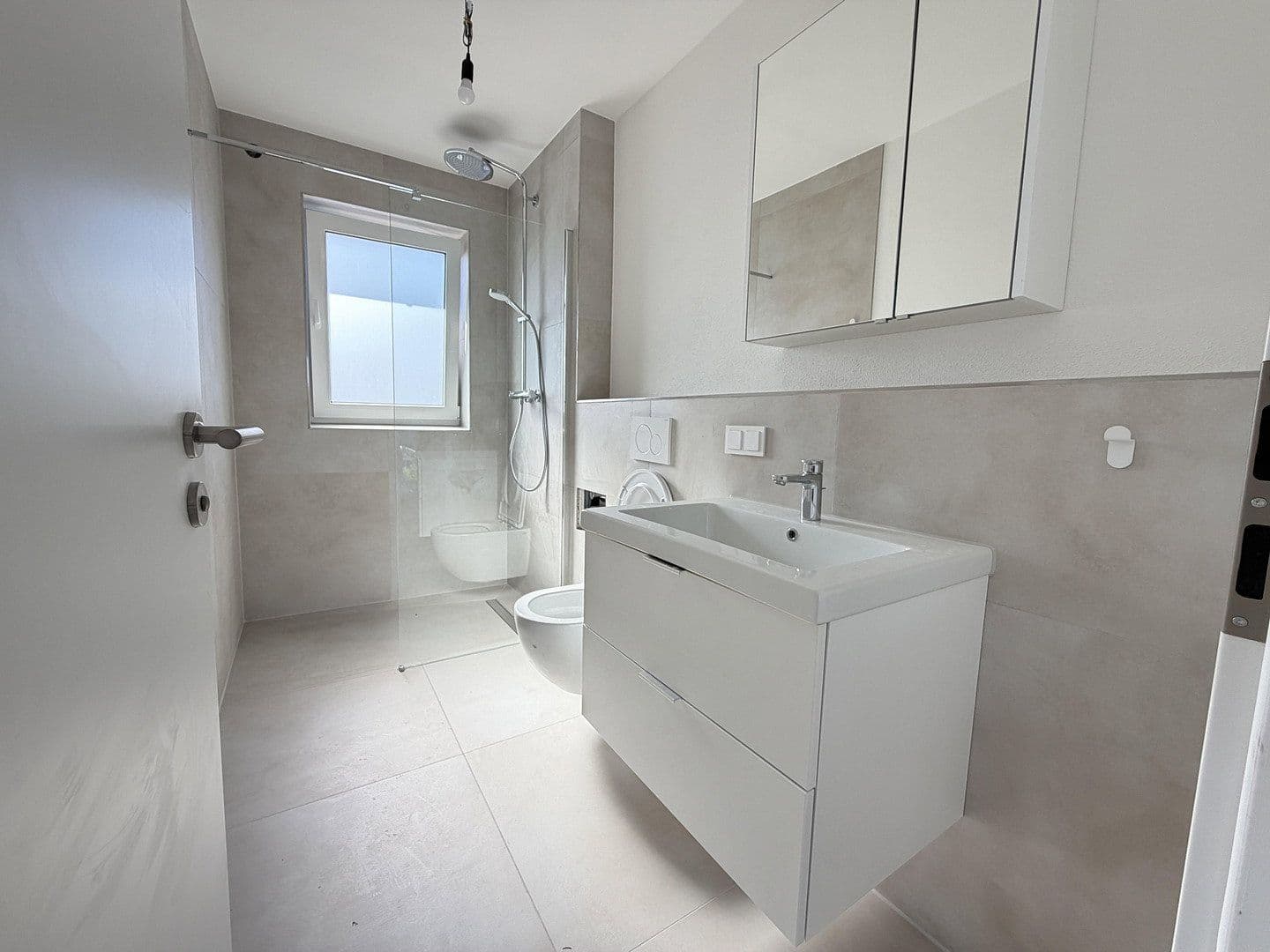 Prenájom bytu 3-izbový 79 m², Hanau, Hesensko Prenájom bytu 3-izbový 79 m², Hanau, Hesensko