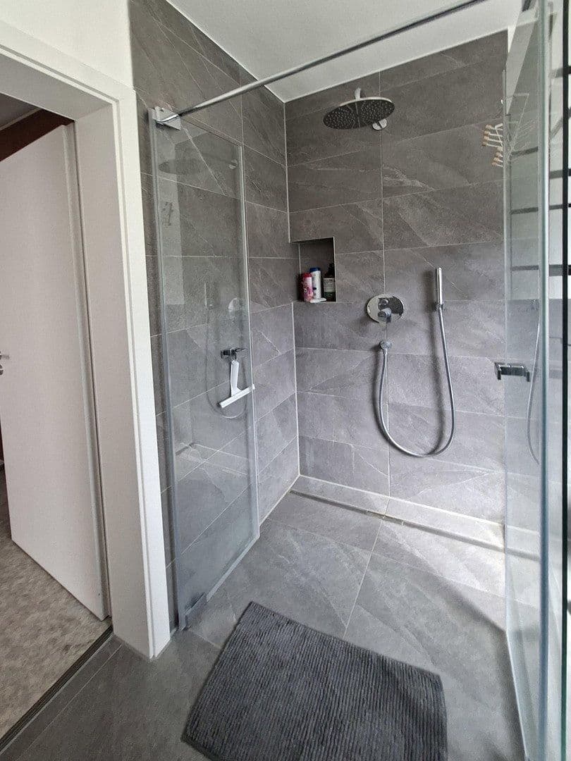 Prenájom bytu 4-izbový 91 m², Aschau im Chiemgau, Bavorsko Prenájom bytu 4-izbový 91 m², Aschau im Chiemgau, Bavorsko
