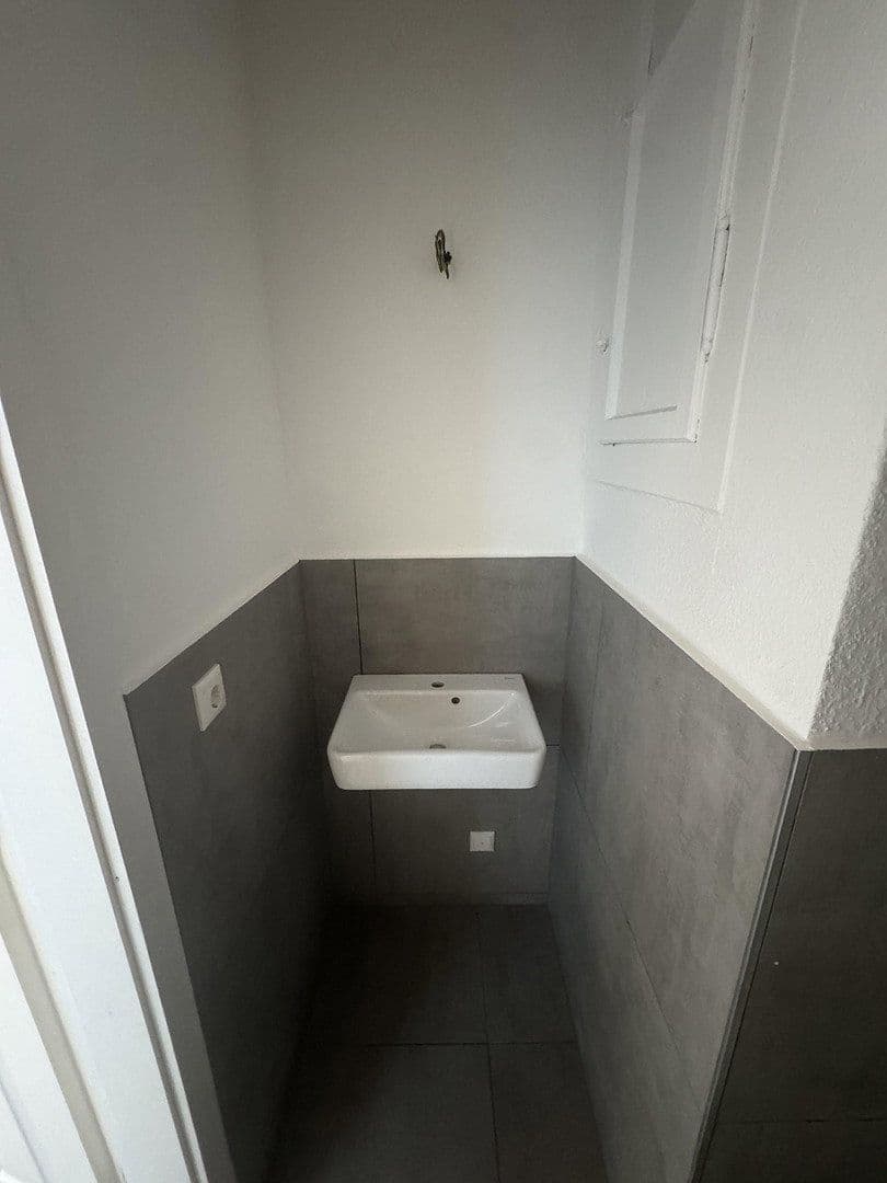 Prenájom bytu 3-izbový 75 m², Berger Straße 111, Frankfurt am Main, Hesensko Prenájom bytu 3-izbový 75 m², Berger Straße 111, Frankfurt am Main, Hesensko