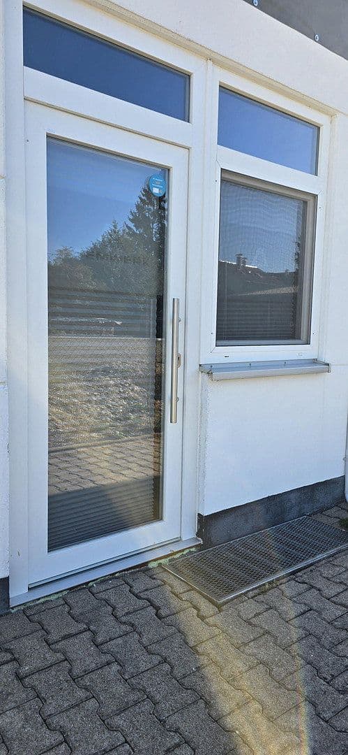 Prenájom kancelárie 62 m², Baden-Baden, Bádensko-Wurttembersko Prenájom kancelárie 62 m², Baden-Baden, Bádensko-Wurttembersko