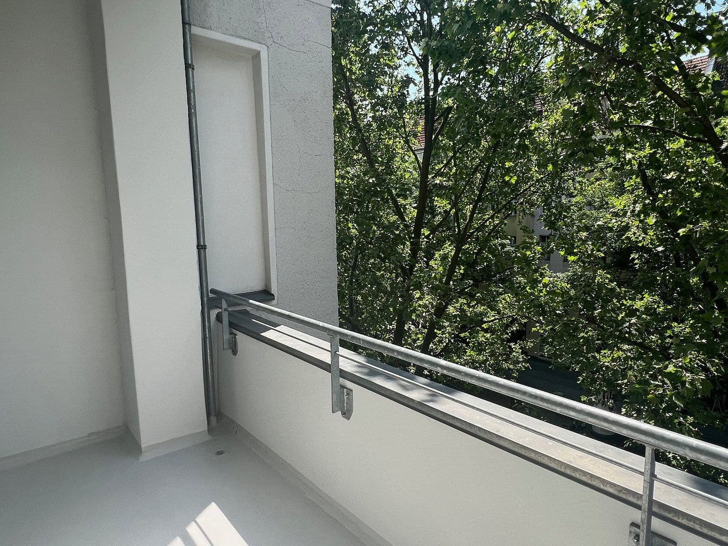 Prenájom bytu 4-izbový 142 m², Berlin, Berlín Prenájom bytu 4-izbový 142 m², Berlin, Berlín