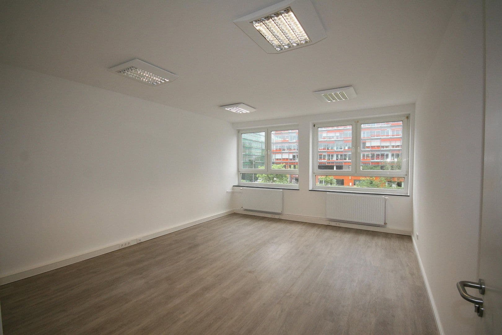 Prenájom kancelárie 108 m², Beim Strohhause 24, Hamburg, Hamburg Prenájom kancelárie 108 m², Beim Strohhause 24, Hamburg, Hamburg