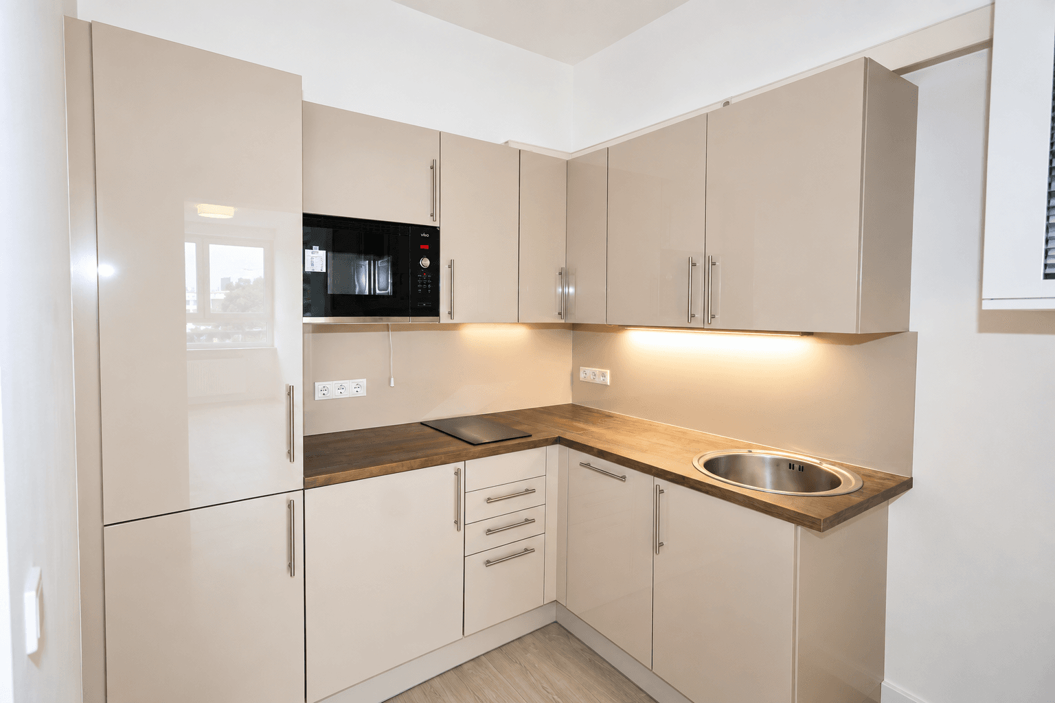Prenájom kancelárie 108 m², Beim Strohhause 24, Hamburg, Hamburg Prenájom kancelárie 108 m², Beim Strohhause 24, Hamburg, Hamburg