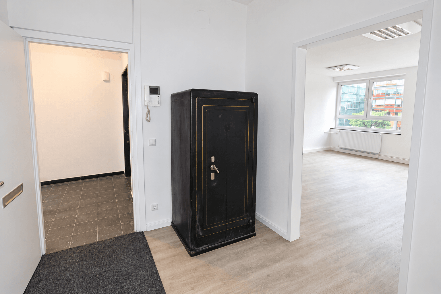 Prenájom kancelárie 108 m², Beim Strohhause 24, Hamburg, Hamburg Prenájom kancelárie 108 m², Beim Strohhause 24, Hamburg, Hamburg