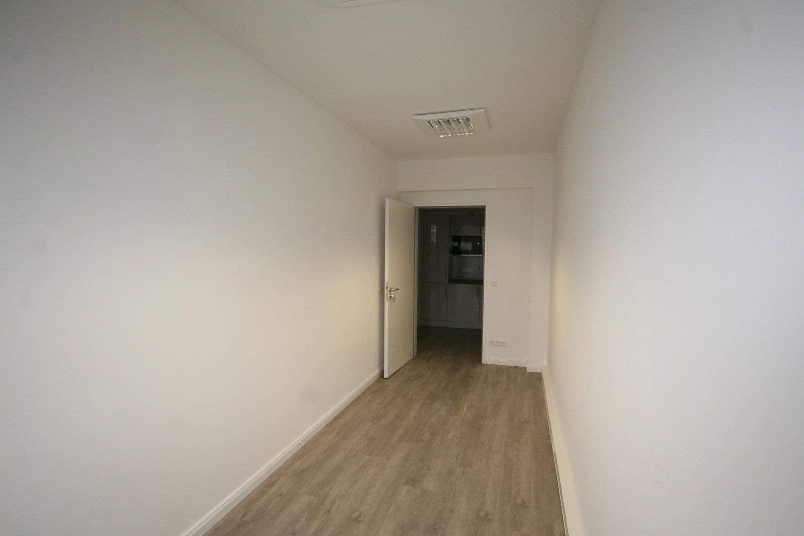 Prenájom kancelárie 108 m², Beim Strohhause 24, Hamburg, Hamburg Prenájom kancelárie 108 m², Beim Strohhause 24, Hamburg, Hamburg
