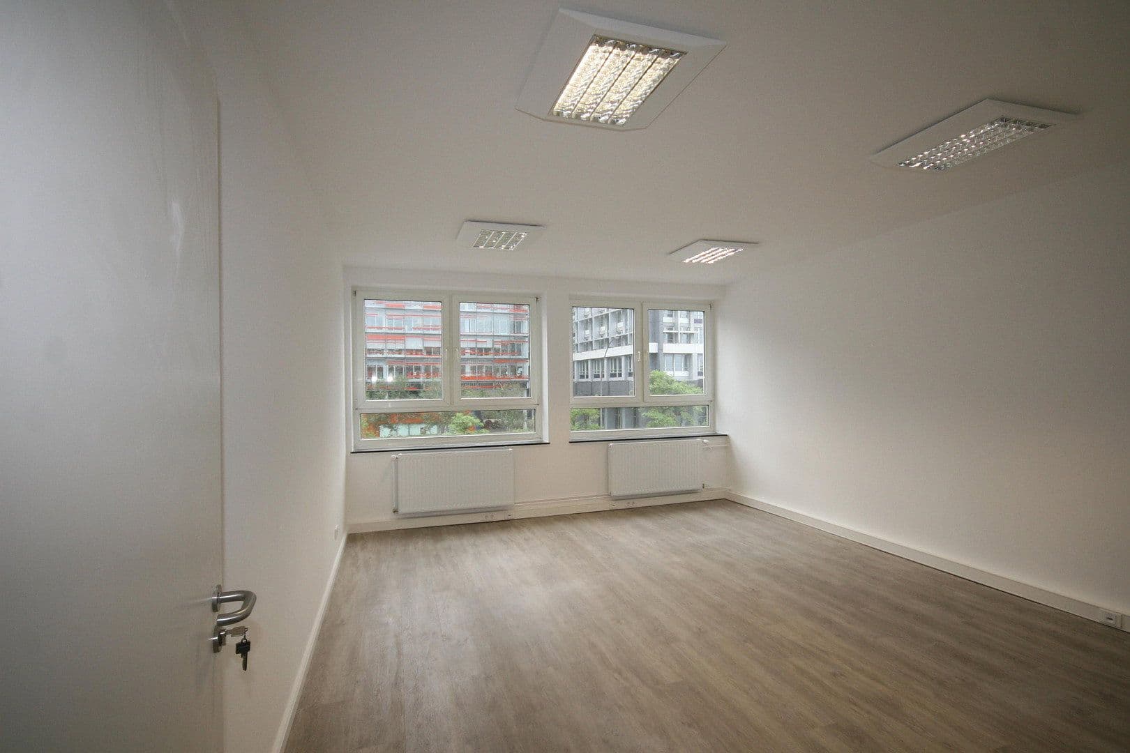 Prenájom kancelárie 108 m², Beim Strohhause 24, Hamburg, Hamburg Prenájom kancelárie 108 m², Beim Strohhause 24, Hamburg, Hamburg