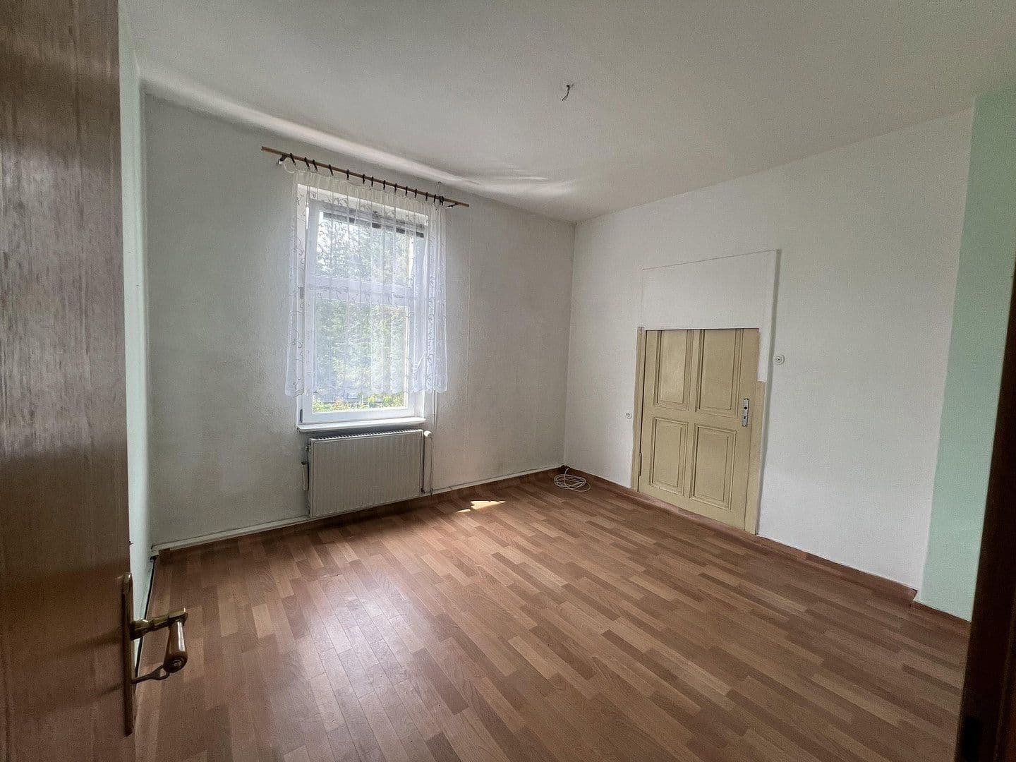 Predaj domu 160 m², pozemok 1.900 m², Angermünder Straße 28, Oderberg, Brandenbursko Predaj domu 160 m², pozemok 1.900 m², Angermünder Straße 28, Oderberg, Brandenbursko