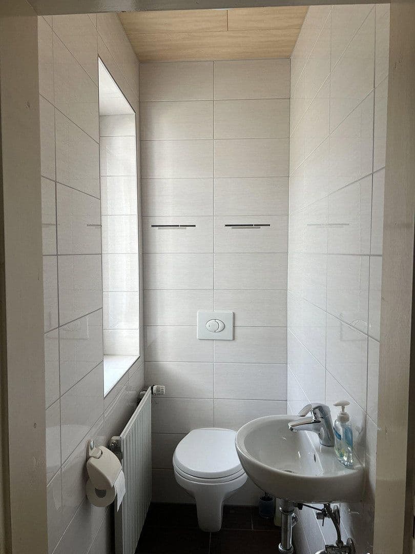 Predaj domu 160 m², pozemok 1.900 m², Angermünder Straße 28, Oderberg, Brandenbursko Predaj domu 160 m², pozemok 1.900 m², Angermünder Straße 28, Oderberg, Brandenbursko