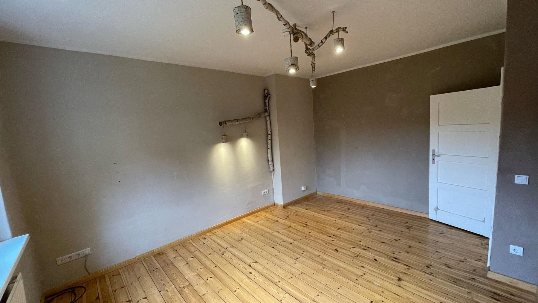 Predaj bytu 2-izbový 42 m², Berlin, Berlín Predaj bytu 2-izbový 42 m², Berlin, Berlín