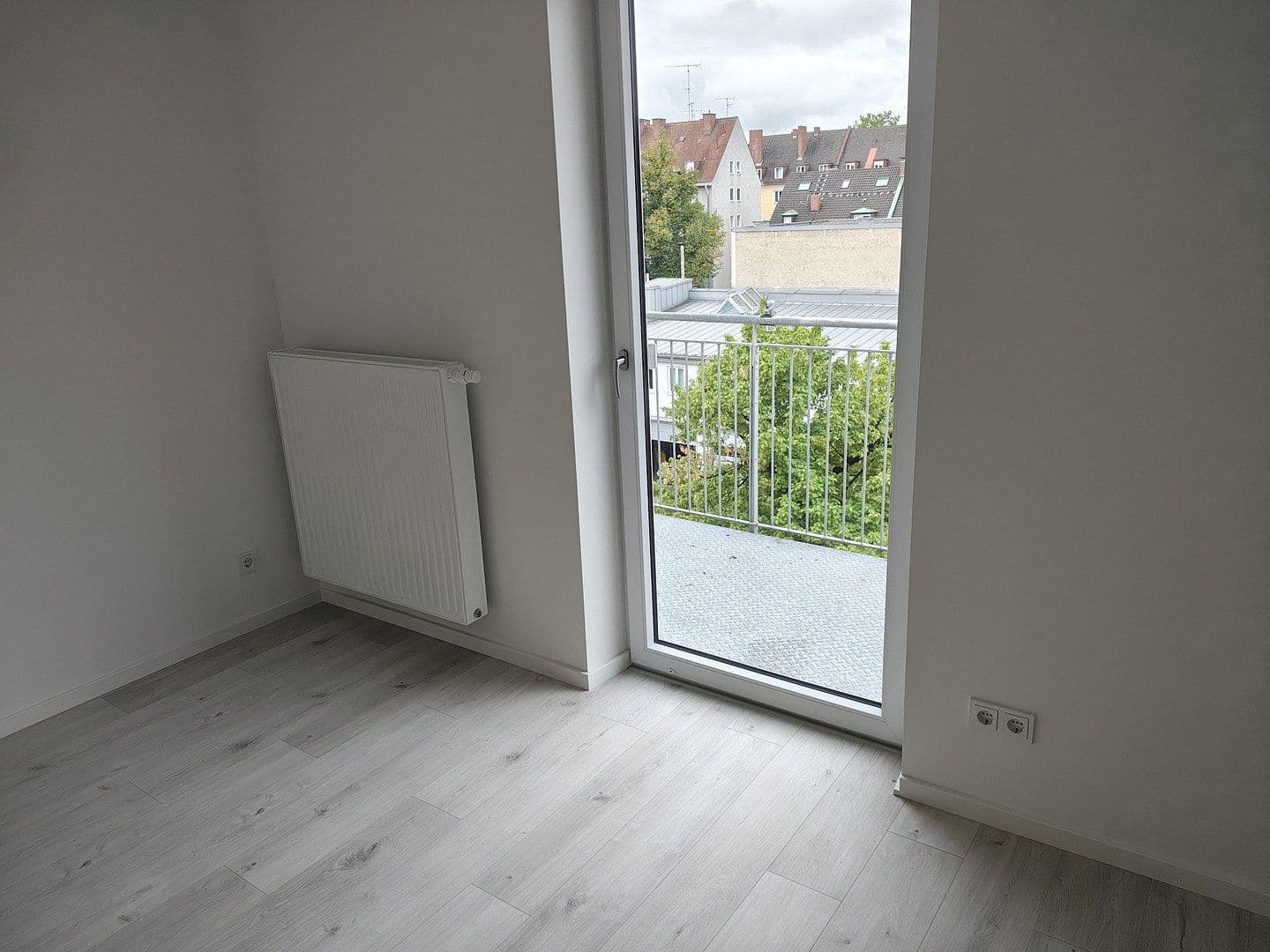 Prenájom bytu 3-izbový 66 m², Schießstättstr. x, München, Bavorsko Prenájom bytu 3-izbový 66 m², Schießstättstr. x, München, Bavorsko
