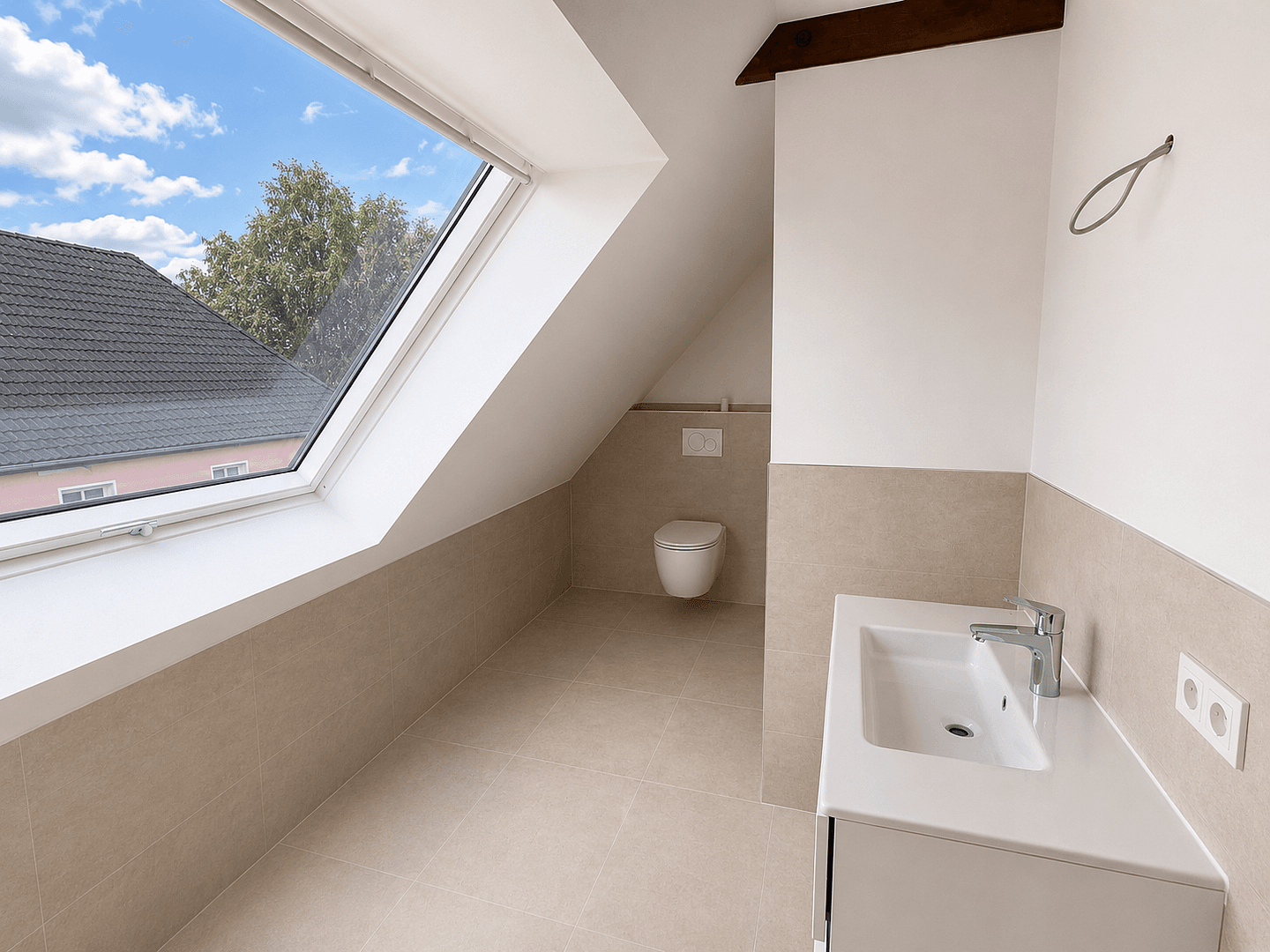 Prenájom bytu 3-izbový 95 m², Glauchau, Sasko Prenájom bytu 3-izbový 95 m², Glauchau, Sasko