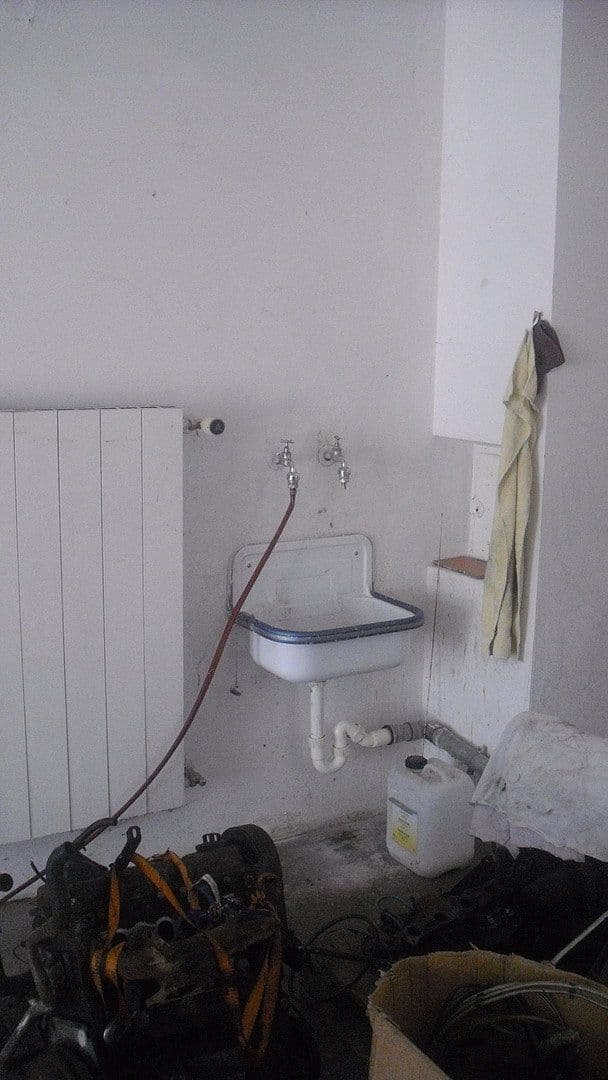 Prenájom nebytového priestoru 150 m², Nürtingen, Bádensko-Wurttembersko Prenájom nebytového priestoru 150 m², Nürtingen, Bádensko-Wurttembersko