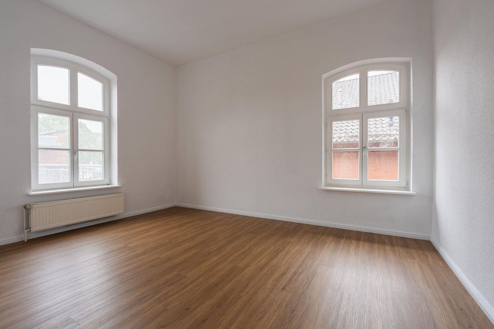 Prenájom bytu 2-izbový 113 m², Delmenhorst, Dolné Sasko Prenájom bytu 2-izbový 113 m², Delmenhorst, Dolné Sasko