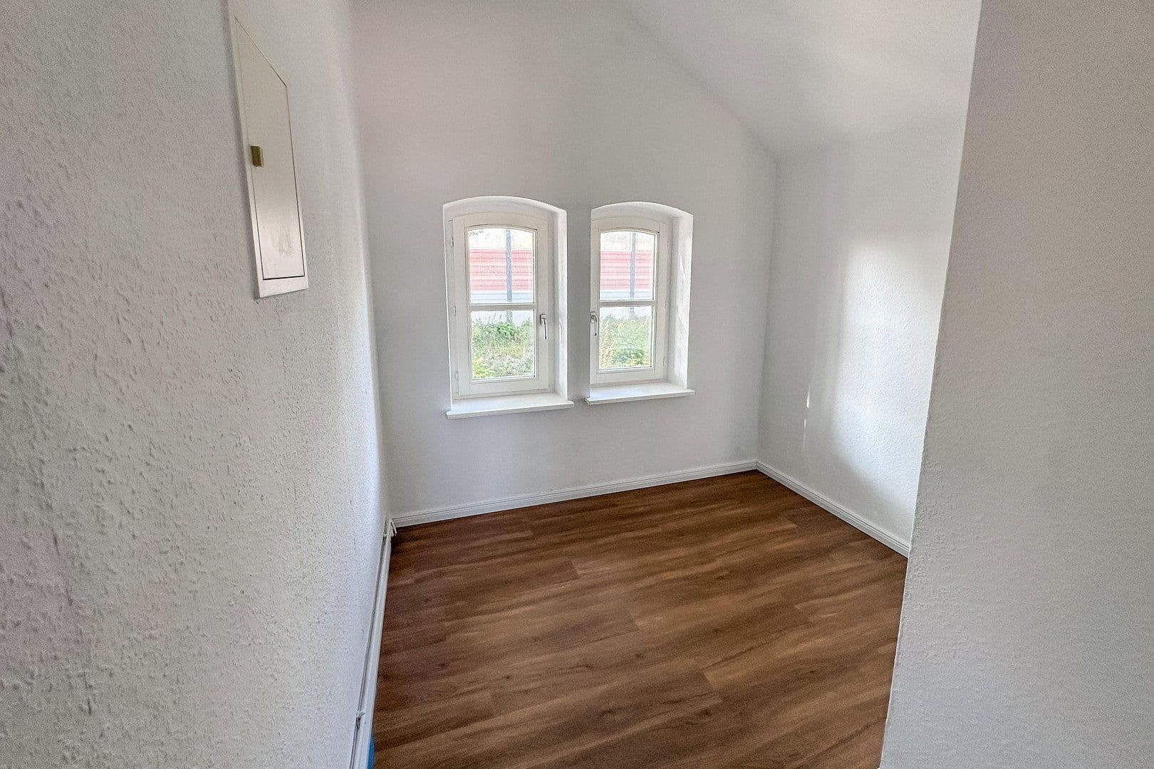 Prenájom bytu 2-izbový 113 m², Delmenhorst, Dolné Sasko Prenájom bytu 2-izbový 113 m², Delmenhorst, Dolné Sasko