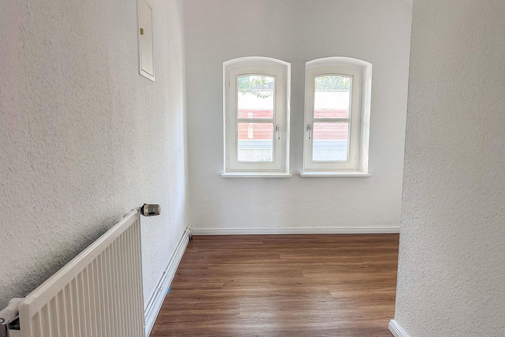 Prenájom bytu 2-izbový 113 m², Delmenhorst, Dolné Sasko Prenájom bytu 2-izbový 113 m², Delmenhorst, Dolné Sasko