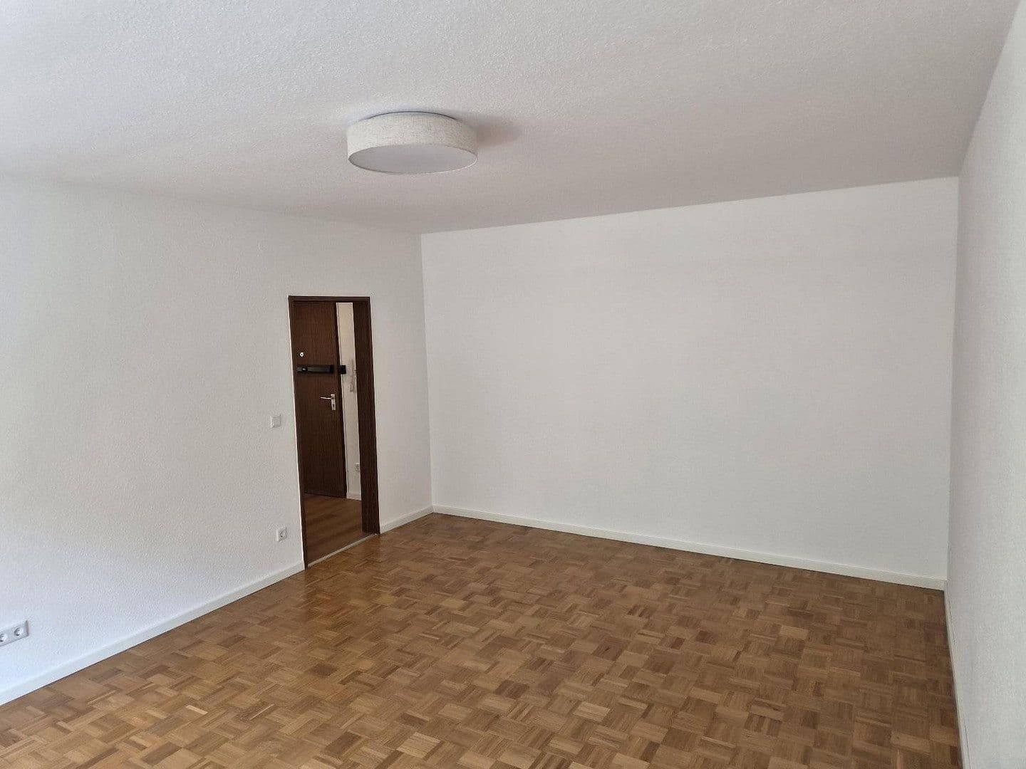 Prenájom bytu 2-izbový 61 m², Lipsweg 2, Erlangen, Bavorsko Prenájom bytu 2-izbový 61 m², Lipsweg 2, Erlangen, Bavorsko