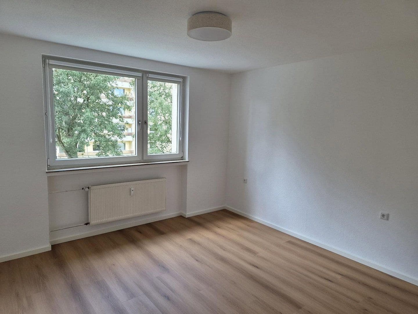 Prenájom bytu 2-izbový 61 m², Lipsweg 2, Erlangen, Bavorsko Prenájom bytu 2-izbový 61 m², Lipsweg 2, Erlangen, Bavorsko