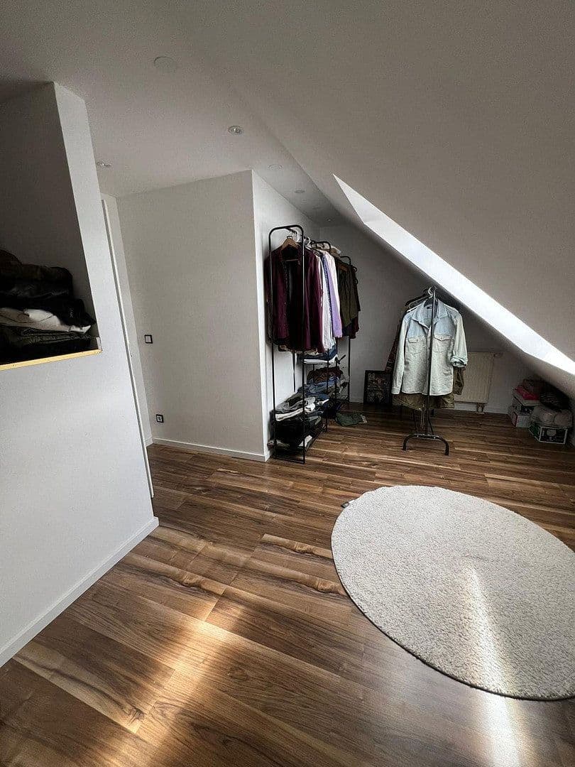 Predaj domu 105 m², pozemok 251 m², Glitzmudisstr, Brühl, Severné Porýnie - Westfálsko Predaj domu 105 m², pozemok 251 m², Glitzmudisstr, Brühl, Severné Porýnie - Westfálsko