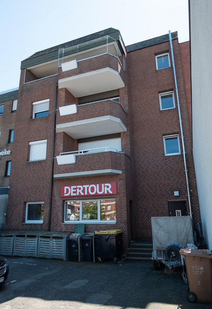 Predaj domu 329 m², pozemok 345 m², Neuer Markt 9, Meckenheim, Porýnie-Falcko Predaj domu 329 m², pozemok 345 m², Neuer Markt 9, Meckenheim, Porýnie-Falcko