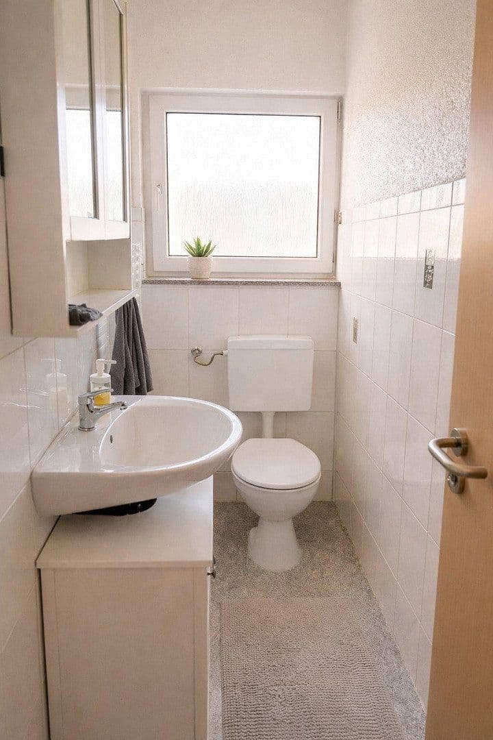 Predaj domu 238 m², pozemok 712 m², Unzenberg, Porýnie-Falcko Predaj domu 238 m², pozemok 712 m², Unzenberg, Porýnie-Falcko