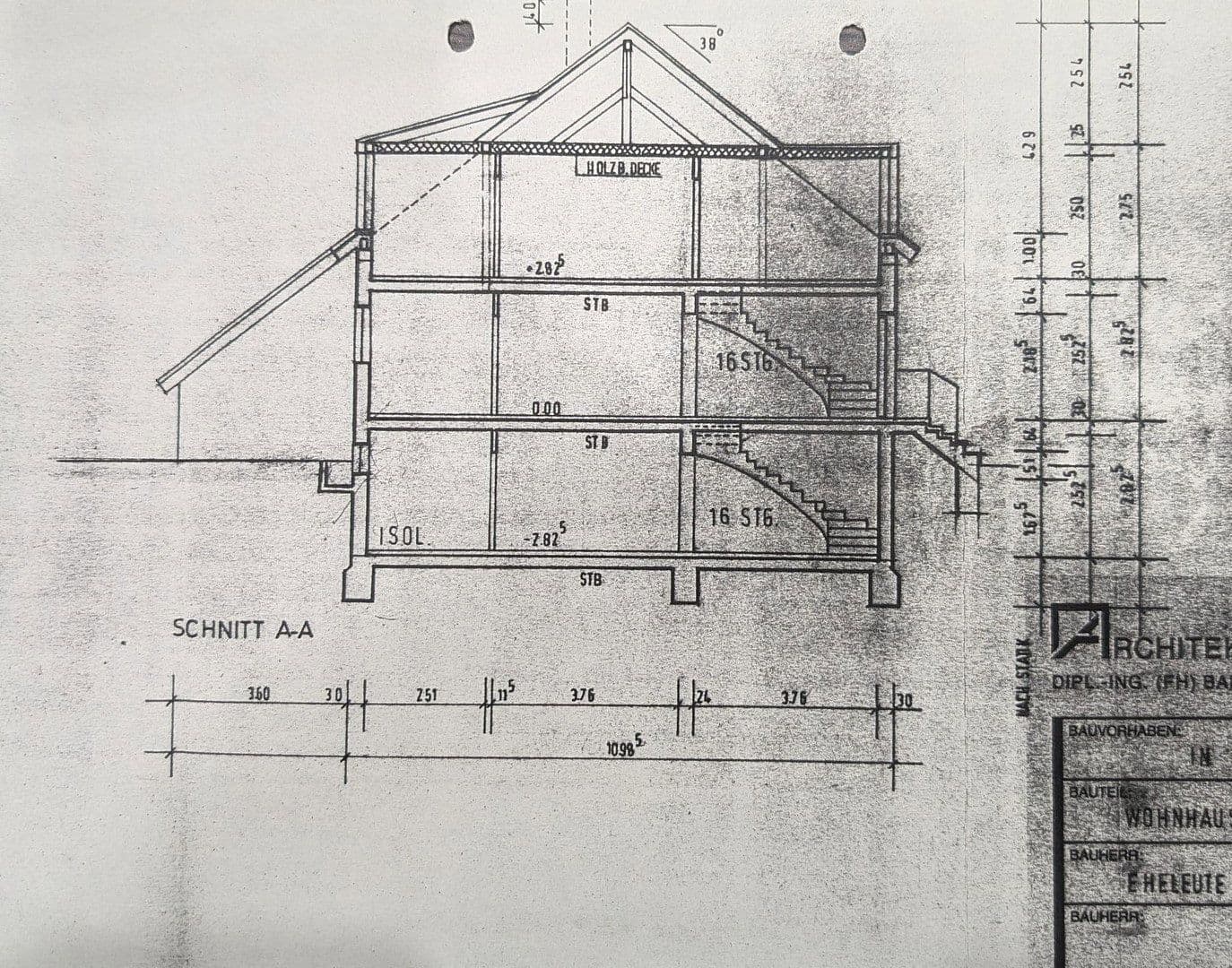 Predaj domu 238 m², pozemok 712 m², Unzenberg, Porýnie-Falcko Predaj domu 238 m², pozemok 712 m², Unzenberg, Porýnie-Falcko