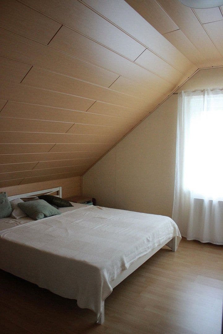 Predaj domu 238 m², pozemok 712 m², Unzenberg, Porýnie-Falcko Predaj domu 238 m², pozemok 712 m², Unzenberg, Porýnie-Falcko