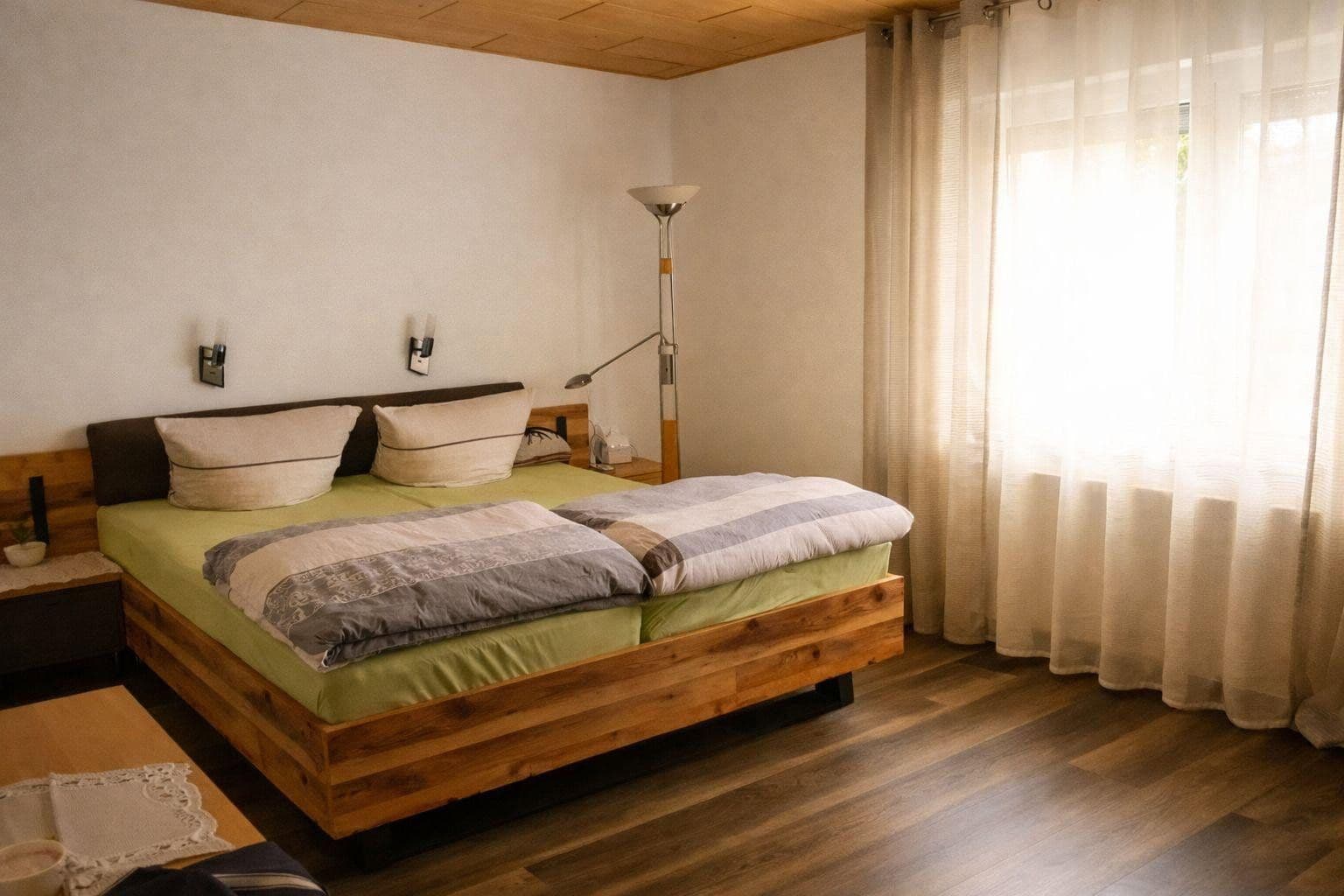 Predaj domu 238 m², pozemok 712 m², Unzenberg, Porýnie-Falcko Predaj domu 238 m², pozemok 712 m², Unzenberg, Porýnie-Falcko
