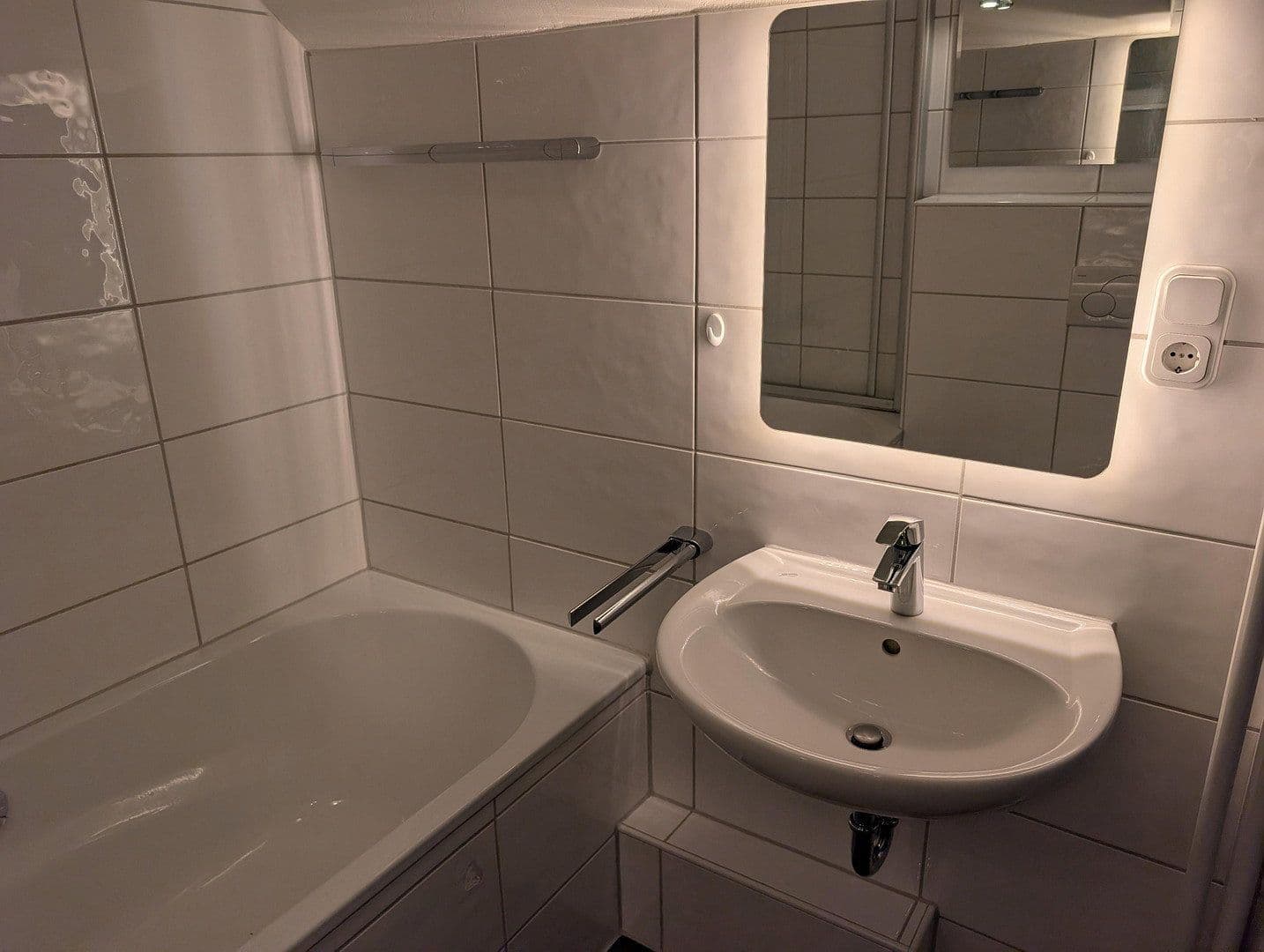 Predaj domu 96 m², pozemok 250 m², Dinslaken, Severné Porýnie - Westfálsko Predaj domu 96 m², pozemok 250 m², Dinslaken, Severné Porýnie - Westfálsko