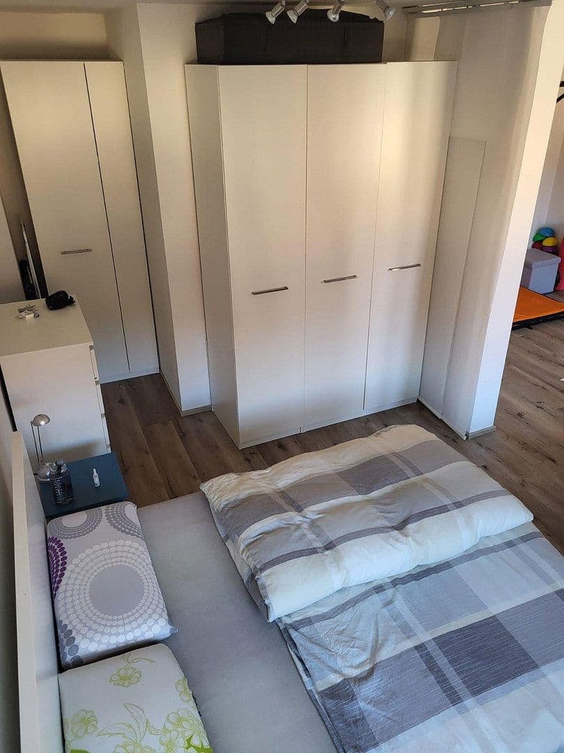 Prenájom bytu 3-izbový 93 m², Heroldstrasse 8, Nürnberg, Bavorsko Prenájom bytu 3-izbový 93 m², Heroldstrasse 8, Nürnberg, Bavorsko