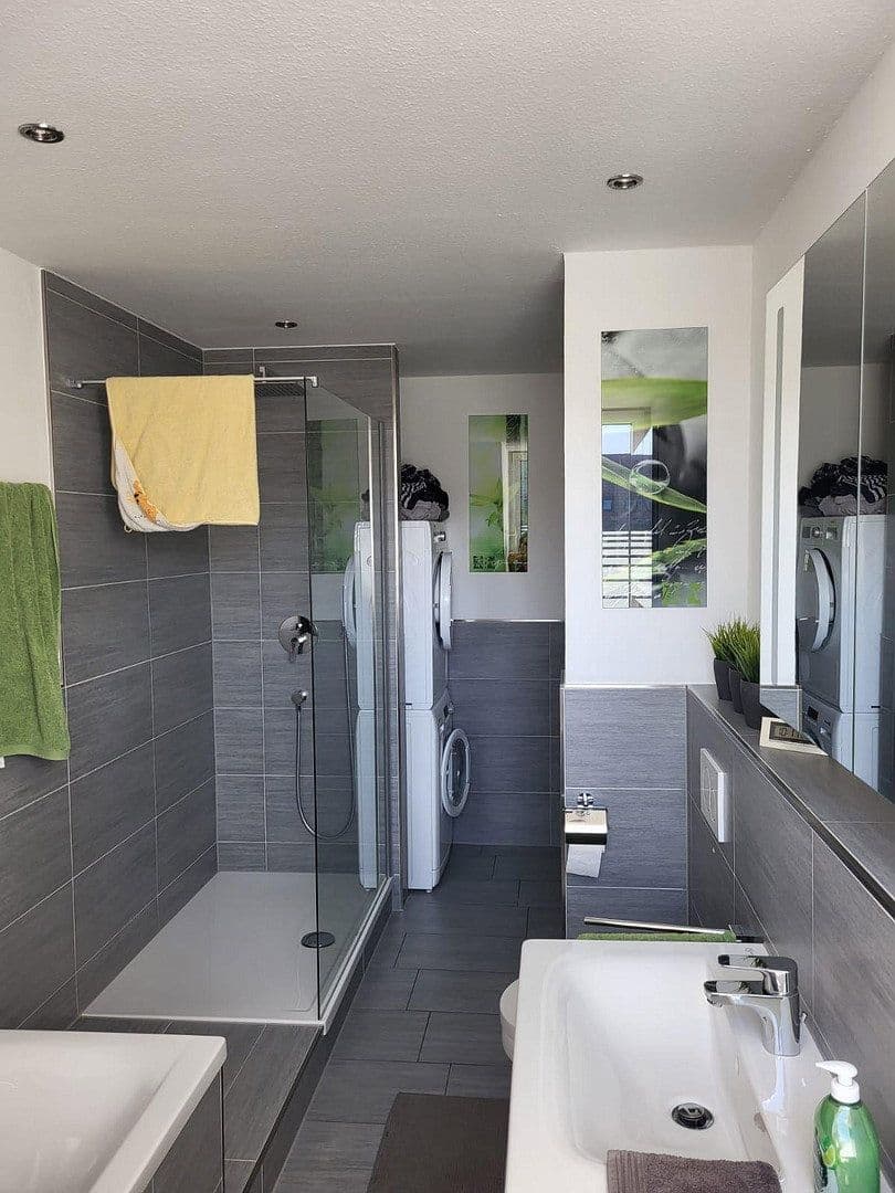 Prenájom bytu 3-izbový 93 m², Heroldstrasse 8, Nürnberg, Bavorsko Prenájom bytu 3-izbový 93 m², Heroldstrasse 8, Nürnberg, Bavorsko