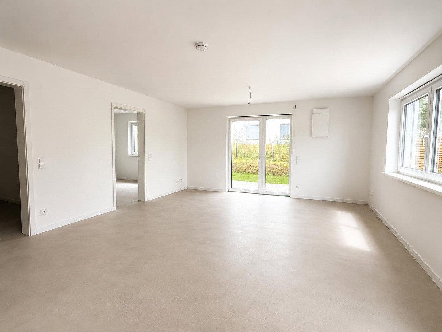 Prenájom bytu 3-izbový 107 m², Taufkirchen/Vils, Bavorsko Prenájom bytu 3-izbový 107 m², Taufkirchen/Vils, Bavorsko