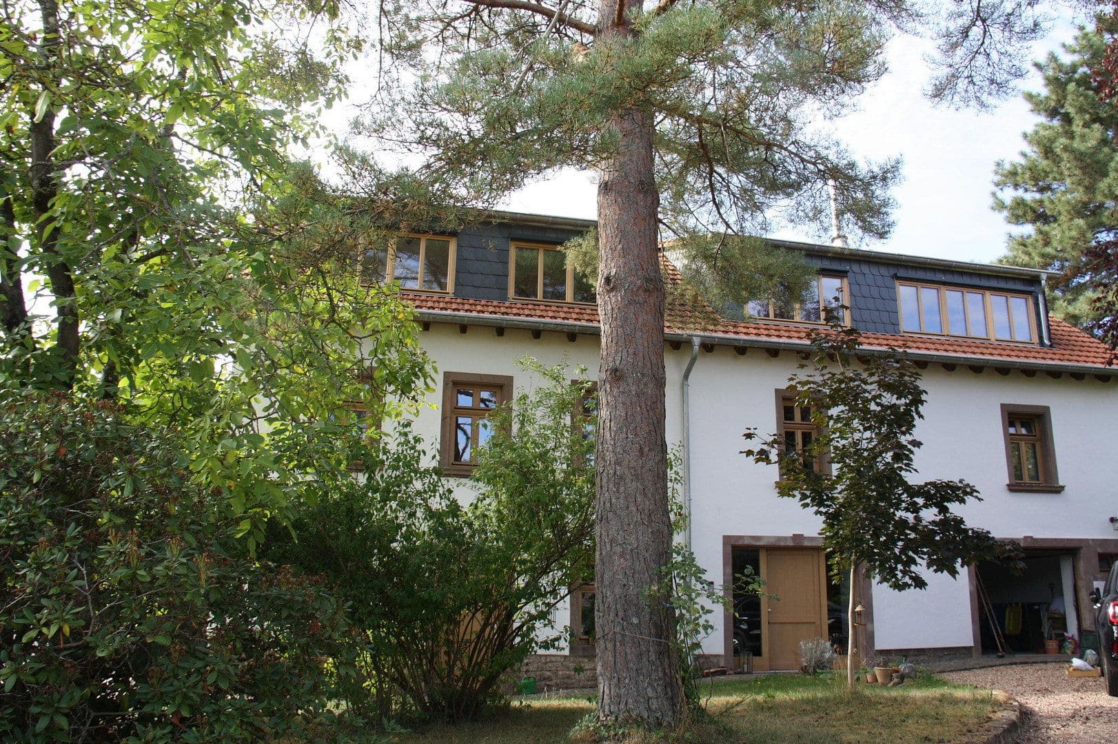 Predaj domu 380 m², pozemok 1.800 m², Ottweiler, Sársko Predaj domu 380 m², pozemok 1.800 m², Ottweiler, Sársko