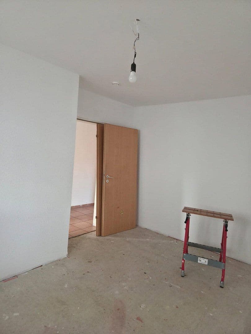 Prenájom bytu 4-izbový 97 m², Eidinghausener Str. 25, Bad Oeynhausen, Severné Porýnie - Westfálsko Prenájom bytu 4-izbový 97 m², Eidinghausener Str. 25, Bad Oeynhausen, Severné Porýnie - Westfálsko