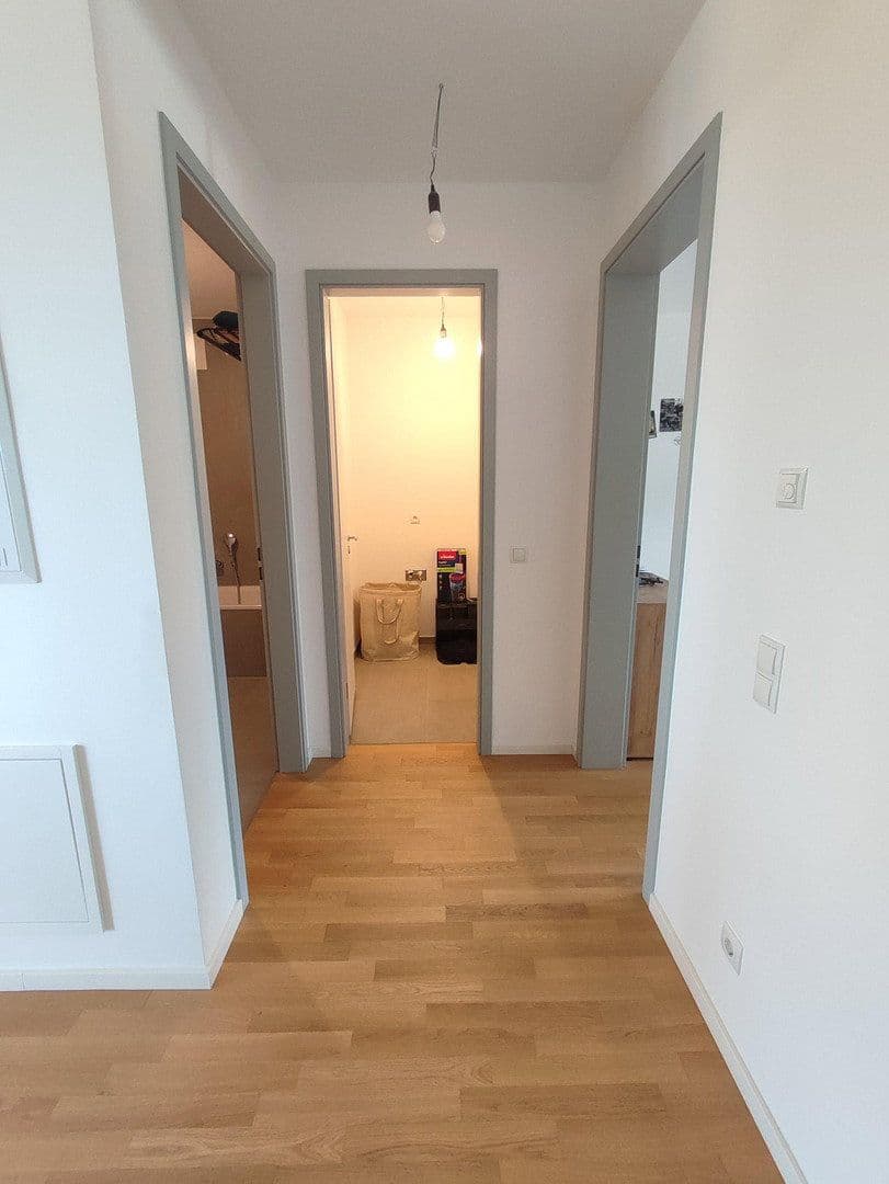 Predaj bytu 4-izbový 106 m², Konrad-Wolf-Str. 90, Berlin, Berlín Predaj bytu 4-izbový 106 m², Konrad-Wolf-Str. 90, Berlin, Berlín