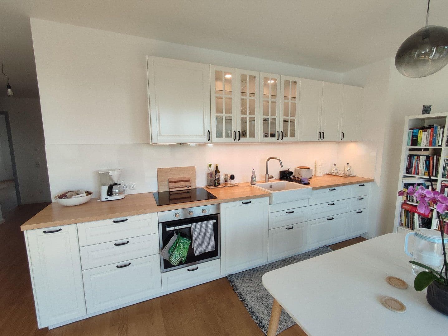 Predaj bytu 4-izbový 106 m², Konrad-Wolf-Str. 90, Berlin, Berlín Predaj bytu 4-izbový 106 m², Konrad-Wolf-Str. 90, Berlin, Berlín