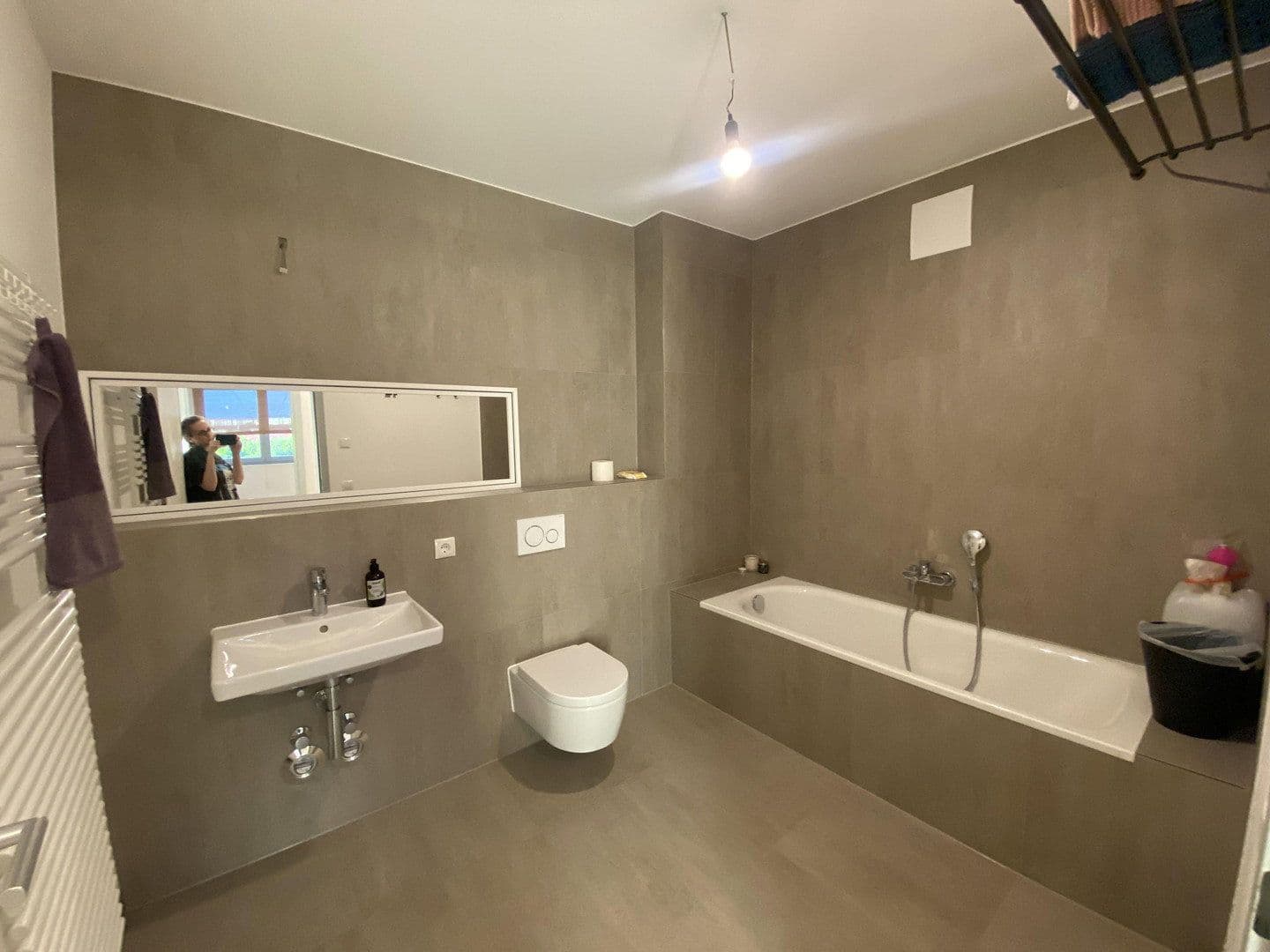 Predaj bytu 4-izbový 106 m², Konrad-Wolf-Str. 90, Berlin, Berlín Predaj bytu 4-izbový 106 m², Konrad-Wolf-Str. 90, Berlin, Berlín