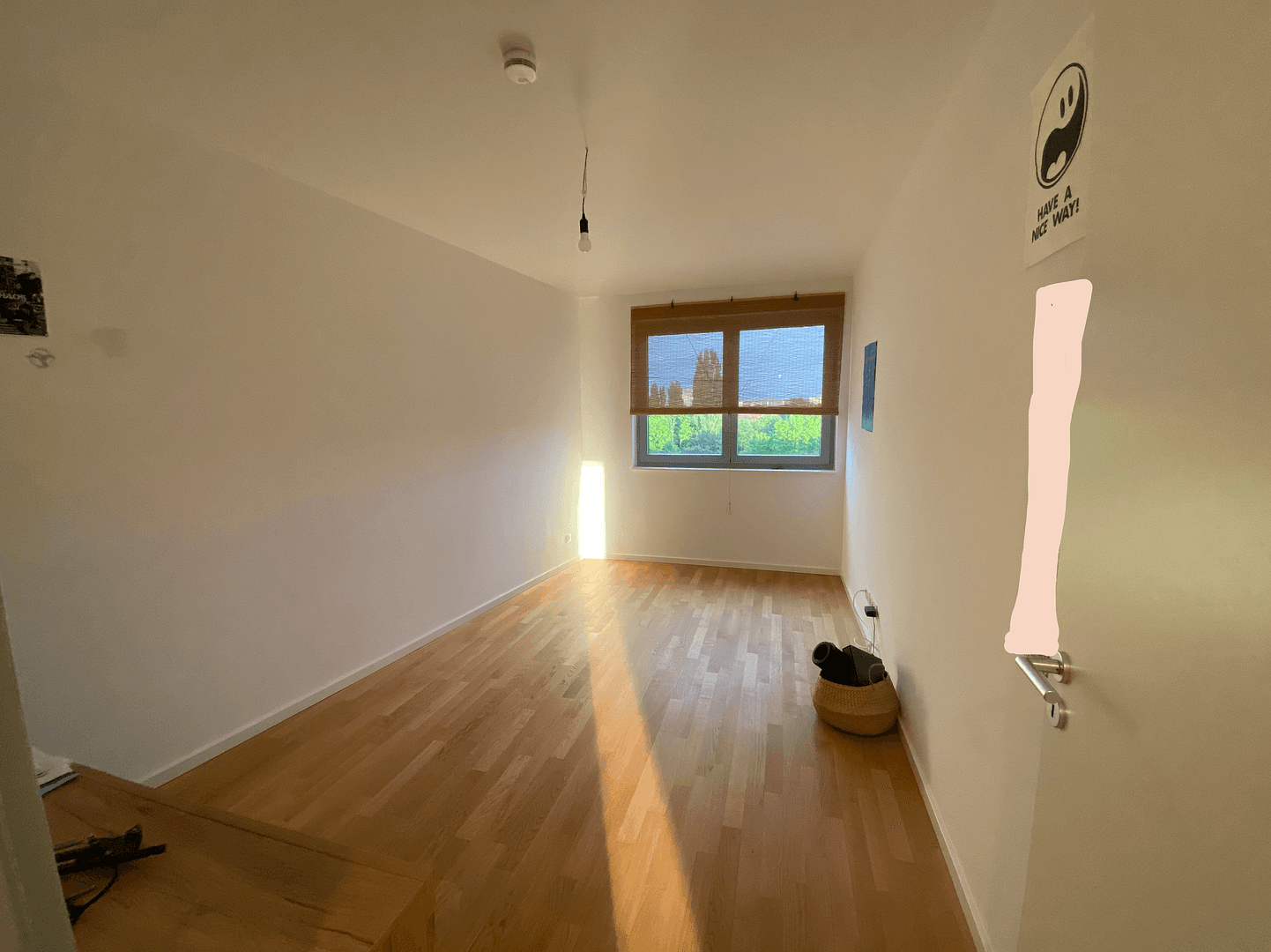 Predaj bytu 4-izbový 106 m², Konrad-Wolf-Str. 90, Berlin, Berlín Predaj bytu 4-izbový 106 m², Konrad-Wolf-Str. 90, Berlin, Berlín