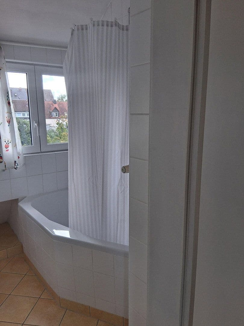 Prenájom bytu 2-izbový 61 m², Nürnberg, Bavorsko Prenájom bytu 2-izbový 61 m², Nürnberg, Bavorsko