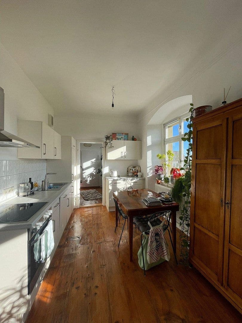 Prenájom bytu 3-izbový 46 m², Kreuzlingerstrasse 18, Friedrichshafen, Bádensko-Wurttembersko Prenájom bytu 3-izbový 46 m², Kreuzlingerstrasse 18, Friedrichshafen, Bádensko-Wurttembersko