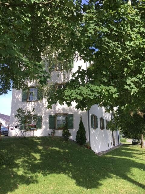 Prenájom bytu 3-izbový 46 m², Kreuzlingerstrasse 18, Friedrichshafen, Bádensko-Wurttembersko Prenájom bytu 3-izbový 46 m², Kreuzlingerstrasse 18, Friedrichshafen, Bádensko-Wurttembersko