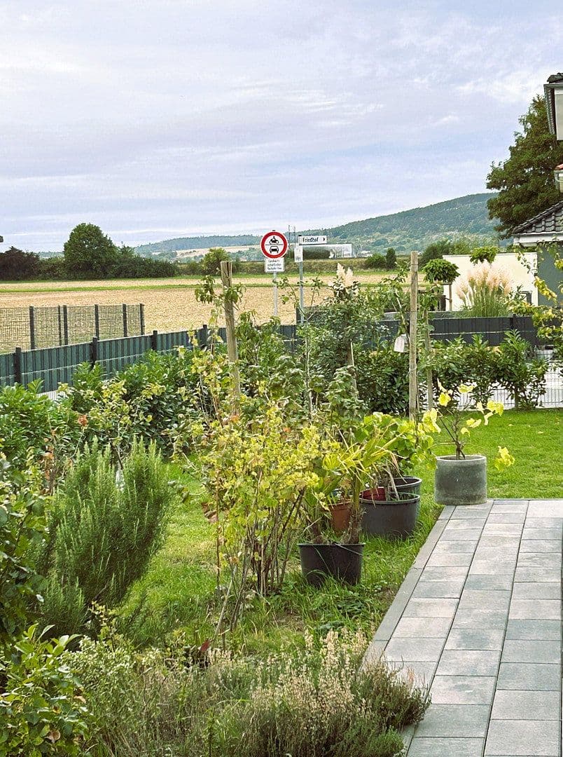 Predaj domu 378 m², pozemok 770 m², Butzbach, Hesensko Predaj domu 378 m², pozemok 770 m², Butzbach, Hesensko
