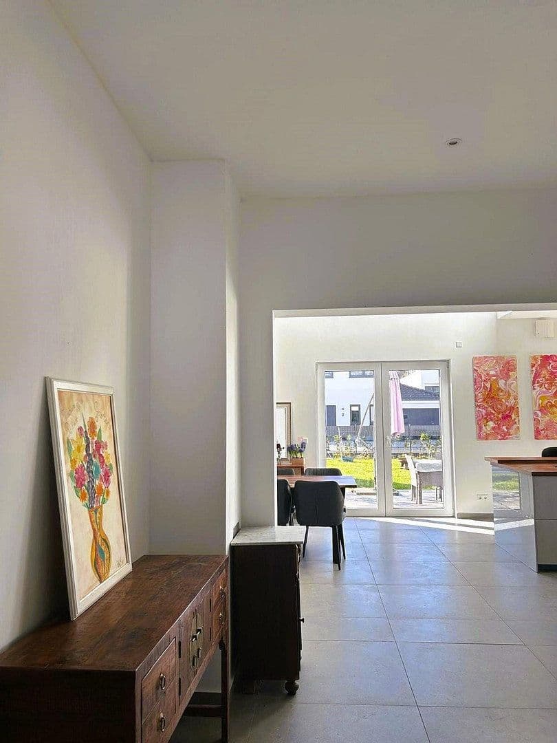 Predaj domu 378 m², pozemok 770 m², Butzbach, Hesensko Predaj domu 378 m², pozemok 770 m², Butzbach, Hesensko