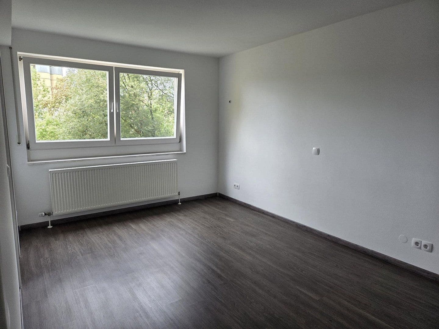 Prenájom bytu 3-izbový 110 m², Lauf an der Pegnitz, Bavorsko Prenájom bytu 3-izbový 110 m², Lauf an der Pegnitz, Bavorsko