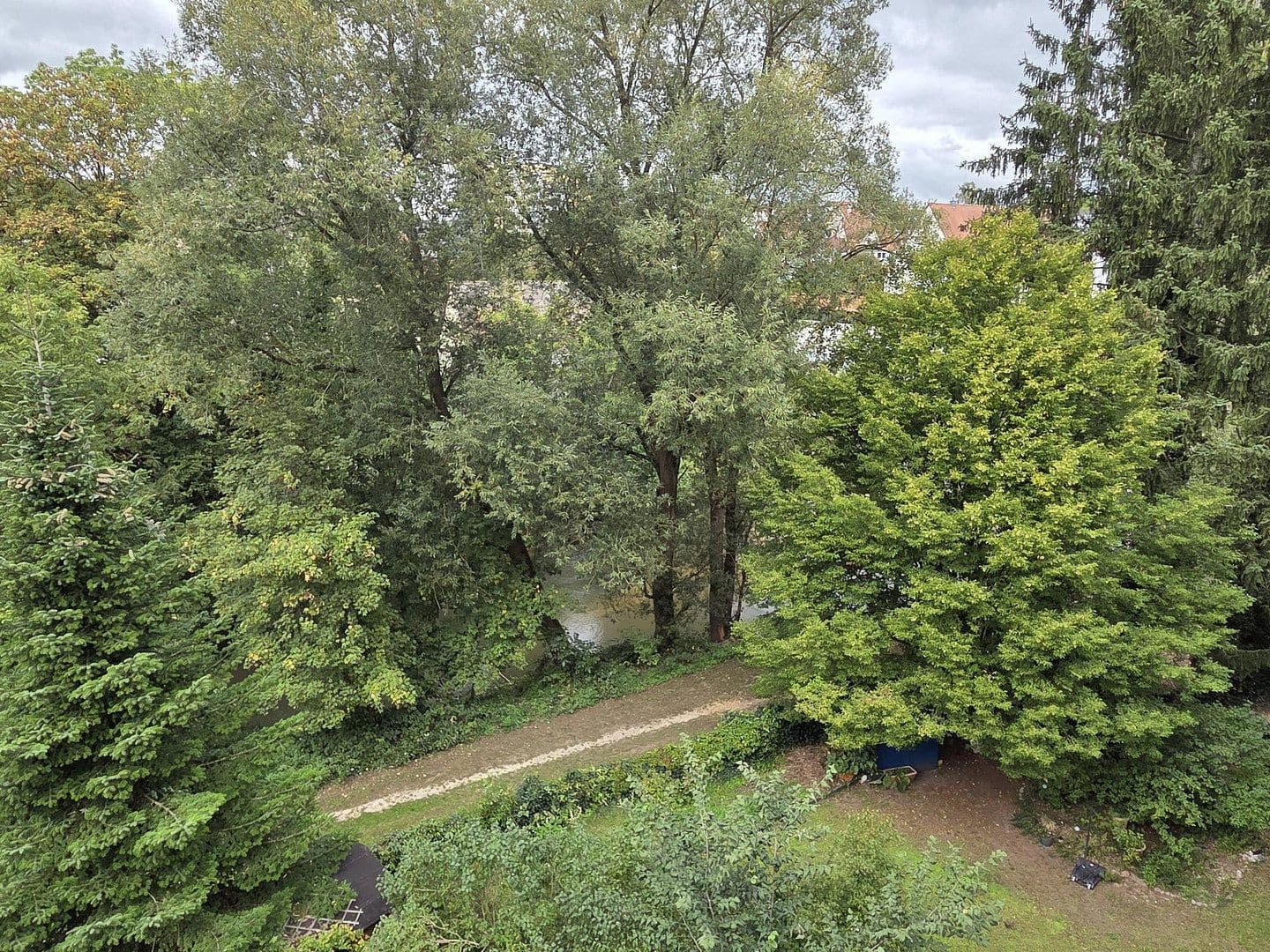 Prenájom bytu 3-izbový 110 m², Lauf an der Pegnitz, Bavorsko Prenájom bytu 3-izbový 110 m², Lauf an der Pegnitz, Bavorsko