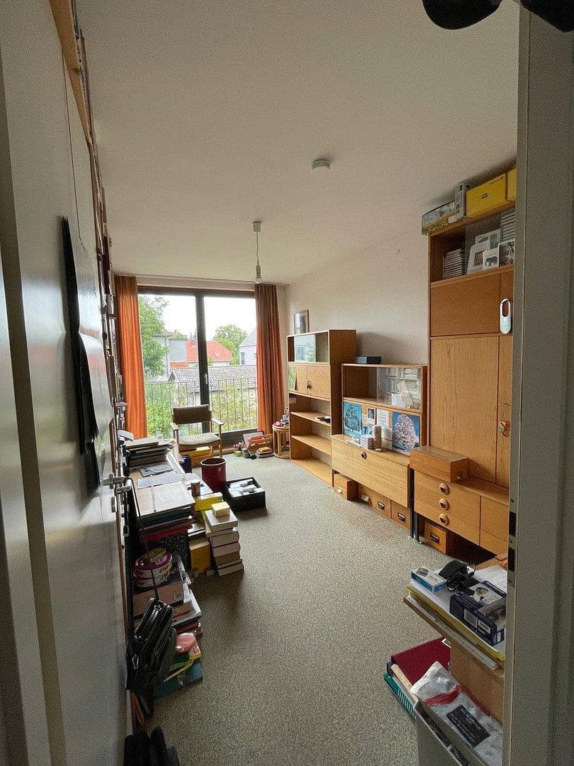 Prenájom bytu 3-izbový 90 m², Pestalozzistraße 20c, Marzahn-Hellersdorf, Berlín Prenájom bytu 3-izbový 90 m², Pestalozzistraße 20c, Marzahn-Hellersdorf, Berlín