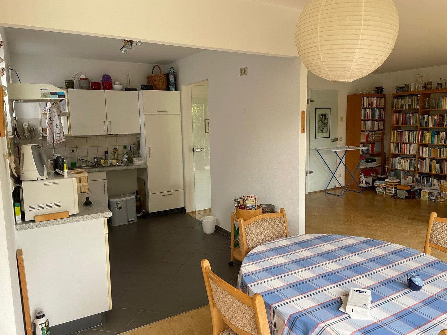 Prenájom bytu 3-izbový 90 m², Pestalozzistraße 20c, Marzahn-Hellersdorf, Berlín Prenájom bytu 3-izbový 90 m², Pestalozzistraße 20c, Marzahn-Hellersdorf, Berlín