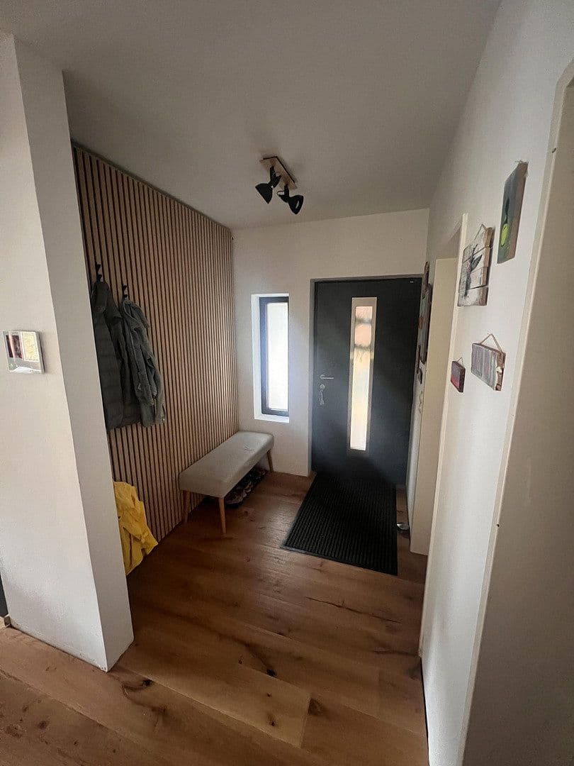 Predaj domu 162 m², pozemok 662 m², Elzach, Bádensko-Wurttembersko Predaj domu 162 m², pozemok 662 m², Elzach, Bádensko-Wurttembersko