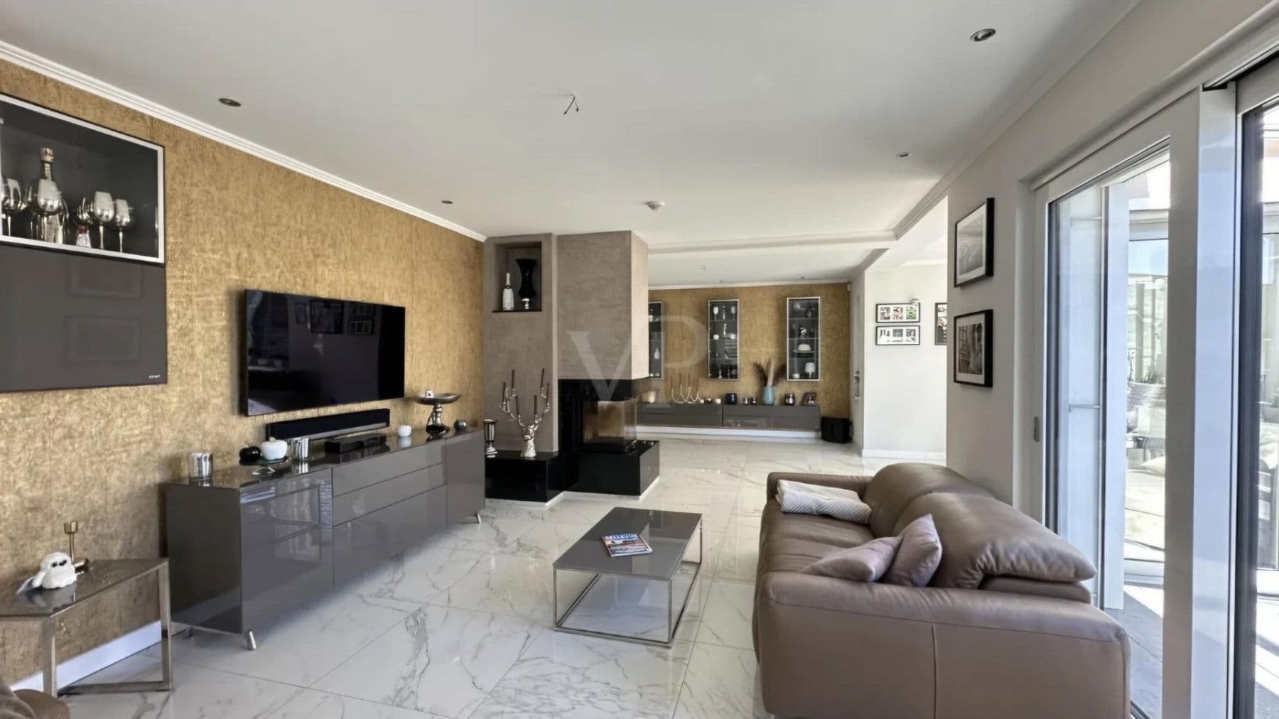 Predaj domu 250 m², pozemok 1.340 m², Oschersleben, Sasko-Anhaltsko Predaj domu 250 m², pozemok 1.340 m², Oschersleben, Sasko-Anhaltsko